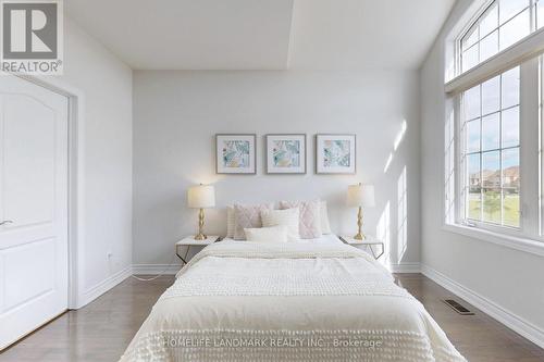 16 Hailsham Court, Vaughan, ON - Indoor Photo Showing Bedroom