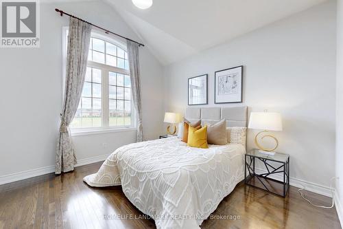 16 Hailsham Court, Vaughan, ON - Indoor Photo Showing Bedroom