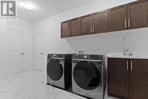 2012 Acoustic Way, Ottawa, ON - Indoor Photo Showing Laundry Room