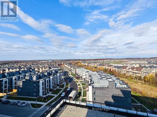 827 - 395 Dundas Street W, Oakville, ON - Outdoor With View