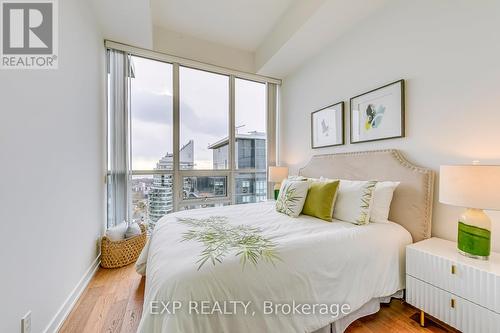 Uph03 - 2200 Lake Shore Boulevard W, Toronto, ON - Indoor Photo Showing Bedroom