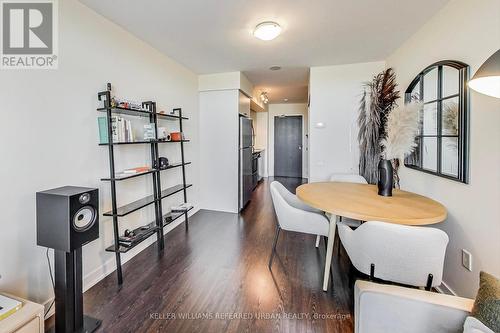 426 - 775 King Street W, Toronto, ON - Indoor Photo Showing Dining Room