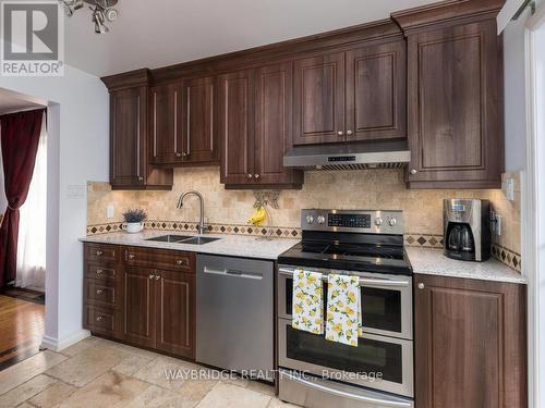 284 Stoneway Drive, Ottawa, ON - Indoor Photo Showing Kitchen With Double Sink