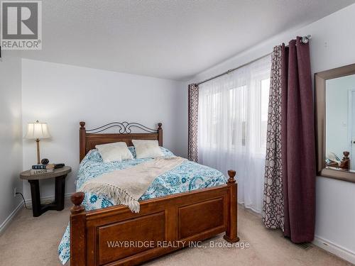 284 Stoneway Drive, Ottawa, ON - Indoor Photo Showing Bedroom