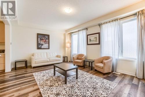 3 - 1285 Sycamore Gardens, Milton, ON - Indoor Photo Showing Living Room