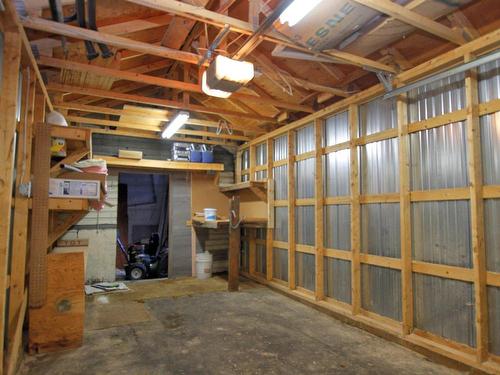 Garage - 593  - 595 Rue Lambert, Shawinigan, QC - Indoor Photo Showing Basement