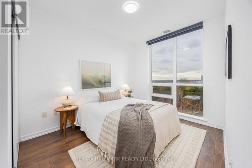 319 - 66 Forest Manor Road, Toronto, ON - Indoor Photo Showing Bedroom