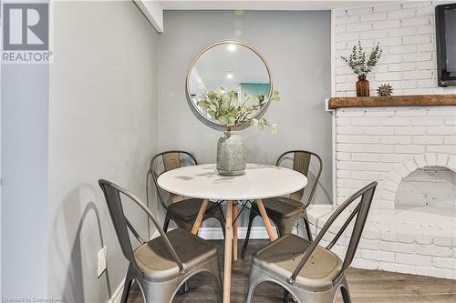 172 Hanover Place, Hamilton, ON - Indoor Photo Showing Dining Room