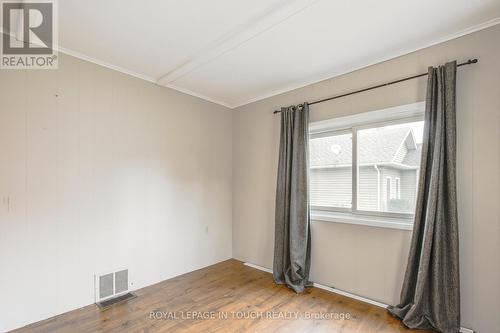 808 Quebec Street, Midland, ON - Indoor Photo Showing Other Room