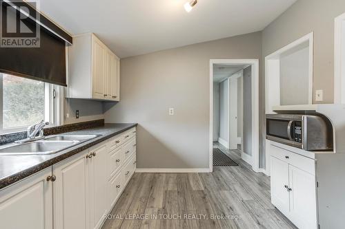 808 Quebec Street, Midland, ON - Indoor Photo Showing Kitchen With Double Sink