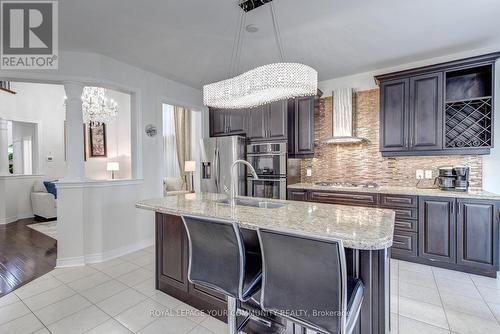 23 Barletta Drive, Vaughan, ON - Indoor Photo Showing Kitchen With Upgraded Kitchen