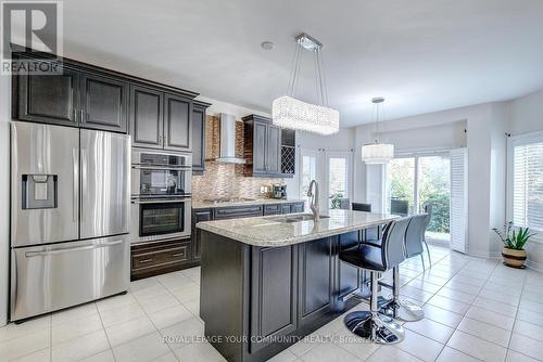 23 Barletta Drive, Vaughan, ON - Indoor Photo Showing Kitchen With Upgraded Kitchen