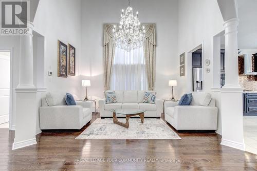 23 Barletta Drive, Vaughan, ON - Indoor Photo Showing Living Room