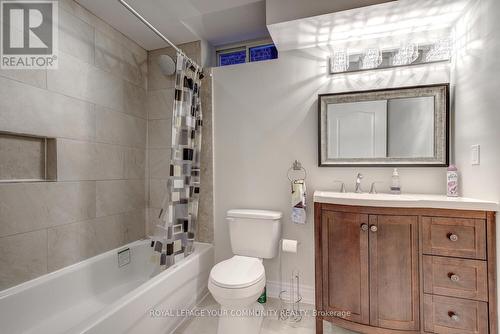 23 Barletta Drive, Vaughan, ON - Indoor Photo Showing Bathroom