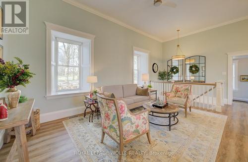 6265 Line 89, North Perth, ON - Indoor Photo Showing Living Room