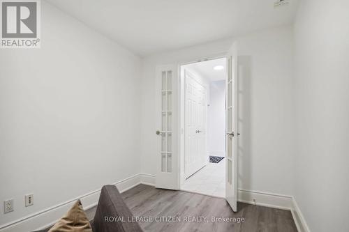 1406 - 123 Eglinton Avenue E, Toronto, ON - Indoor Photo Showing Other Room