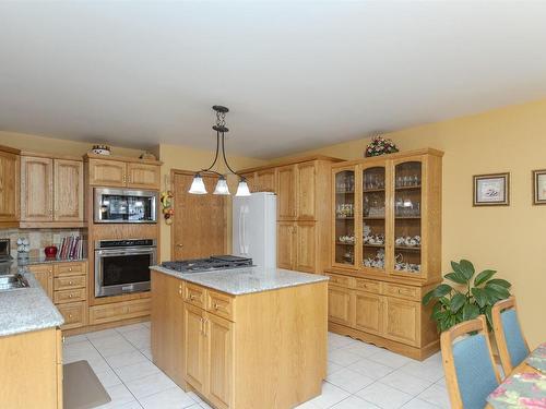 275 Sherwood Drive, Thunder Bay, ON - Indoor Photo Showing Kitchen