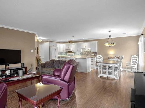 Overall view - 404-225 Rue Bohémier, Mascouche, QC - Indoor Photo Showing Living Room