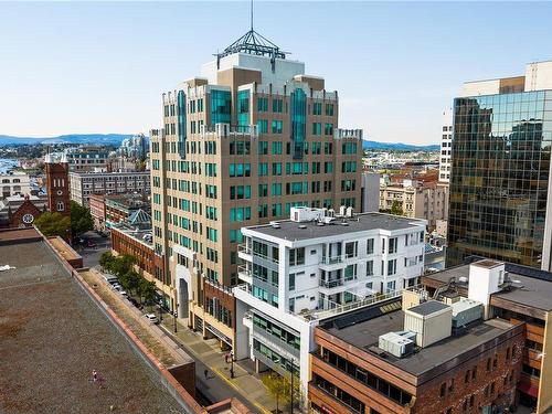 504-732 Broughton St, Victoria, BC - Outdoor With Balcony