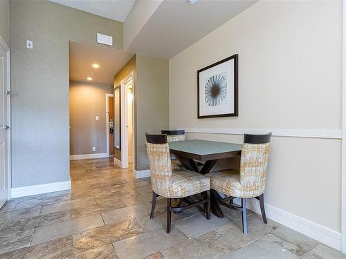 306/308 C-1376 Lynburne Pl, Langford, BC - Indoor Photo Showing Dining Room