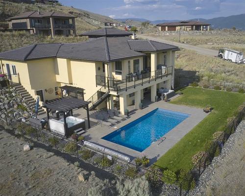 304 Silversage Bluff Lane, Vernon, BC - Outdoor With In Ground Pool