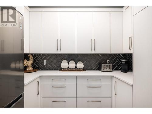 1546 Viognier Drive, West Kelowna, BC - Indoor Photo Showing Kitchen