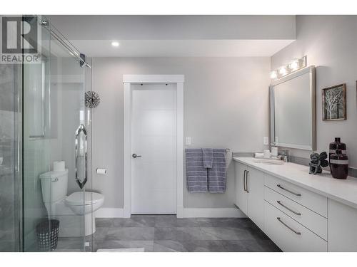 1546 Viognier Drive, West Kelowna, BC - Indoor Photo Showing Bathroom