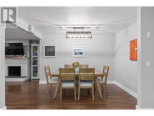 2188 Burnett Street, Kelowna, BC - Indoor Photo Showing Dining Room