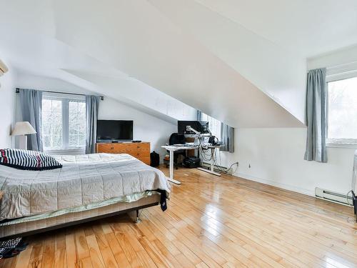 Chambre Ã  coucher principale - 114 Rue St-Joseph, Sainte-Thérèse, QC - Indoor Photo Showing Bedroom