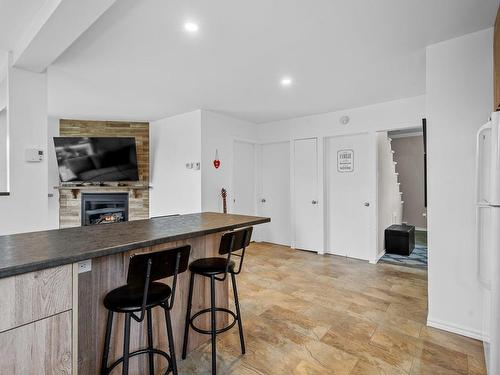 Kitchen - 570 Rue Lajeunesse, Sainte-Agathe-Des-Monts, QC - Indoor