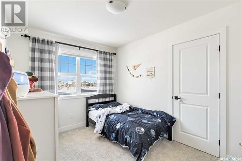 246 Stilling Union, Saskatoon, SK - Indoor Photo Showing Bedroom