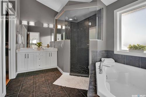 812 Rock Hill Lane, Martensville, SK - Indoor Photo Showing Bathroom