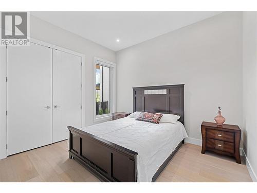 1287 Jack Smith Road, Kelowna, BC - Indoor Photo Showing Bedroom