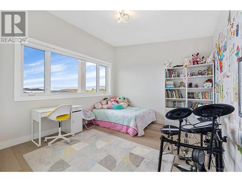 1287 Jack Smith Road, Kelowna, BC - Indoor Photo Showing Bedroom