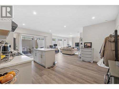 1287 Jack Smith Road, Kelowna, BC - Indoor