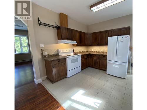 1121 Old Lakelse Lake Drive, Terrace, BC - Indoor Photo Showing Kitchen