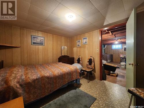 210 3Rd Avenue E, Melville, SK - Indoor Photo Showing Bedroom