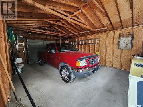 210 3Rd Avenue E, Melville, SK - Indoor Photo Showing Garage