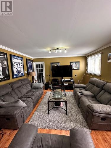 408 Creston Boulevard, Creston South, NL - Indoor Photo Showing Living Room