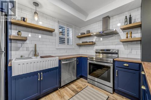 26 Duckworth Street, St. John'S, NL - Indoor Photo Showing Kitchen