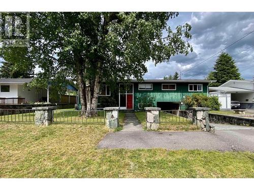 4828 Scott Avenue, Terrace, BC - Outdoor