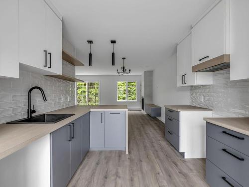 Kitchen - 73 Ch. Du Bon-Air, Stoneham-Et-Tewkesbury, QC - Indoor Photo Showing Kitchen With Upgraded Kitchen