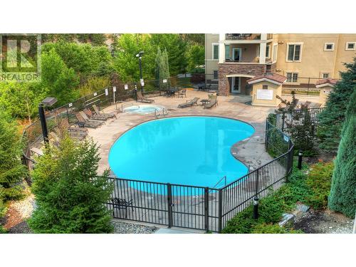 1875 Country Club Drive Unit# 1405, Kelowna, BC - Outdoor With In Ground Pool With Backyard