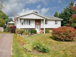 21 Henri Blanchard Drive  Charlottetown, PE C1A 8Y4