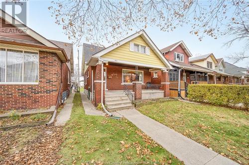 963 Bruce Avenue, Windsor, ON - Outdoor With Deck Patio Veranda With Facade