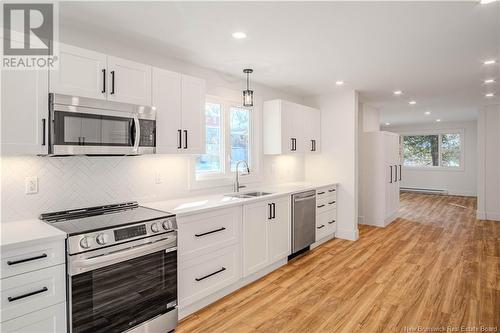 872 Mccavour Drive, Saint John, NB - Indoor Photo Showing Kitchen With Double Sink With Upgraded Kitchen