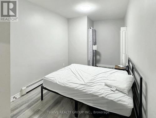 4 - 268 Talbot Street, St. Thomas, ON - Indoor Photo Showing Bedroom