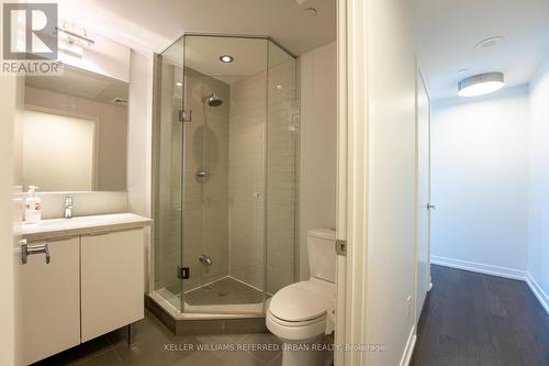 3602 - 21 Widmer Street, Toronto, ON - Indoor Photo Showing Bathroom