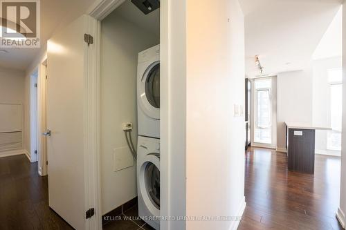 3602 - 21 Widmer Street, Toronto, ON - Indoor Photo Showing Laundry Room