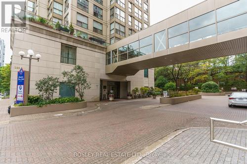 601 - 298 Jarvis Street, Toronto, ON - Outdoor